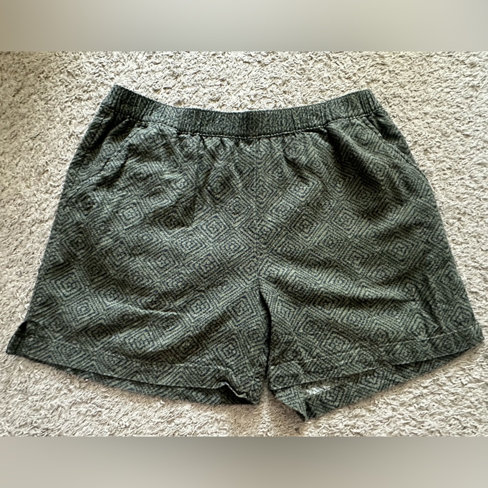 Linen blend shorts